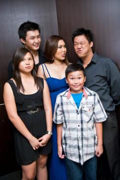 421764_10150596263180847_160389291_n